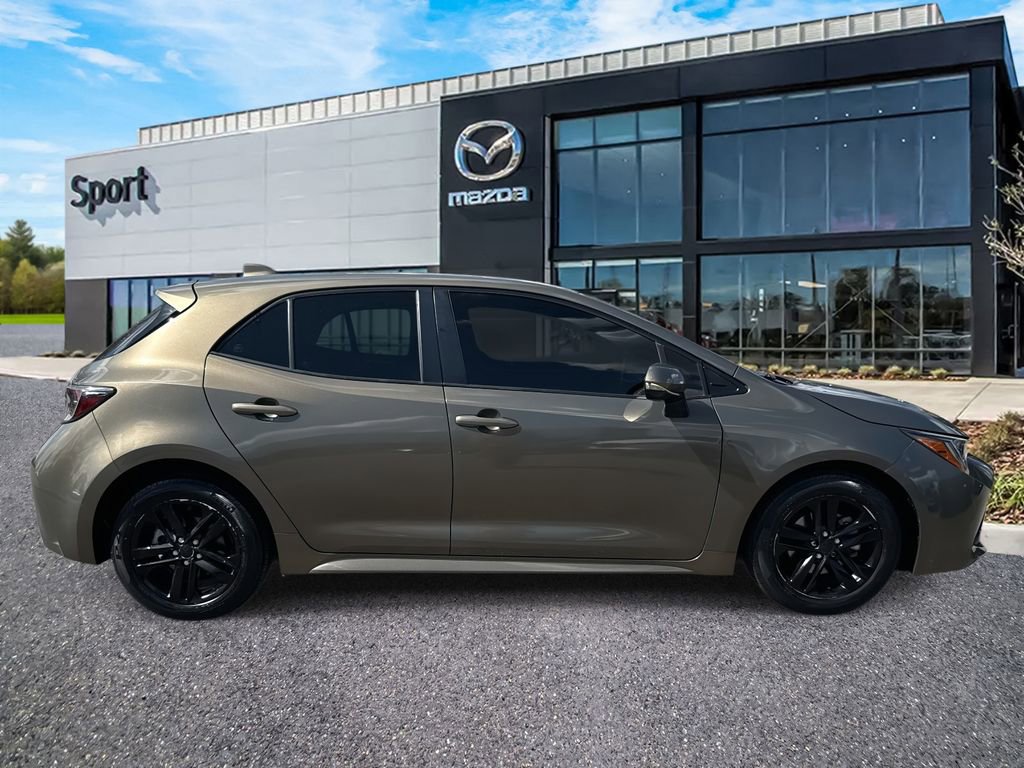 Used 2019 Toyota Corolla SE image 2