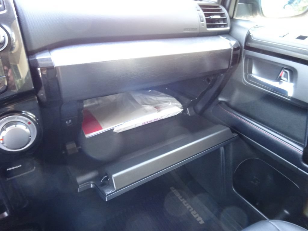 Used 2019 Toyota 4Runner TRD Off-Road Premium AWD/4WD image 29