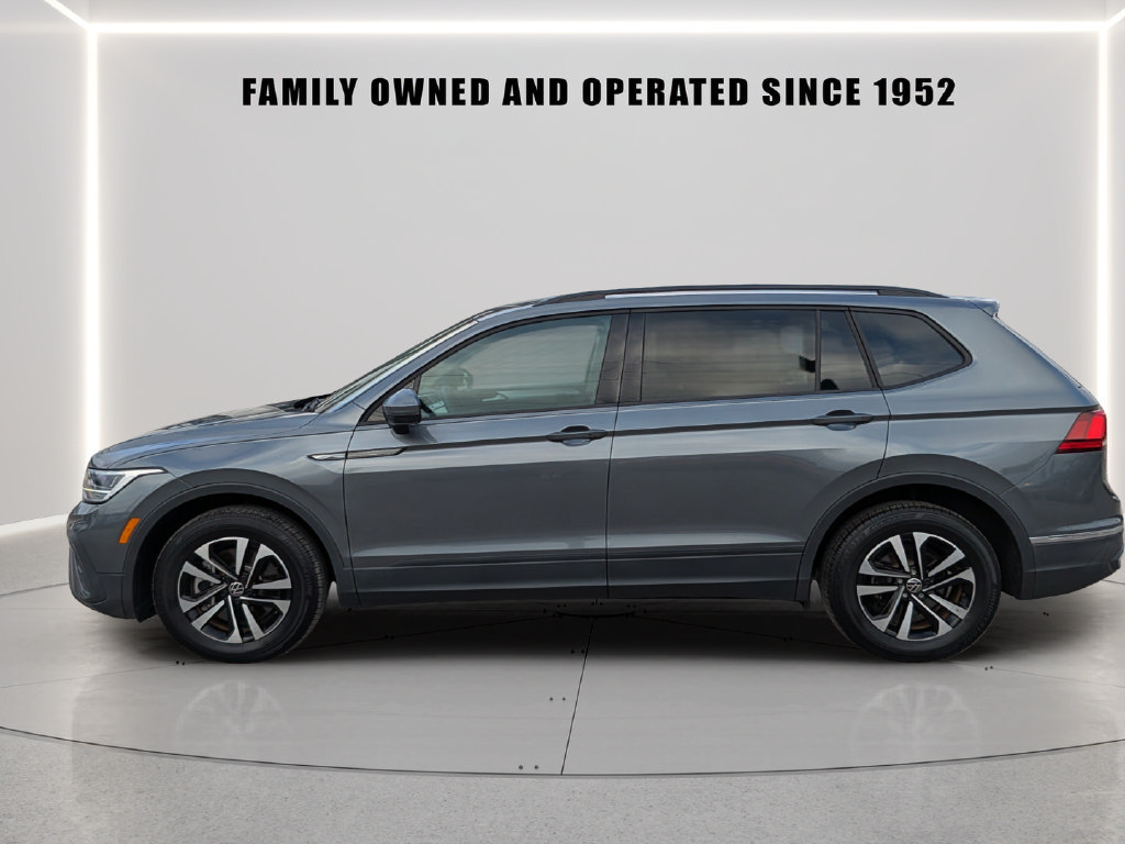 Certified 2024 Volkswagen Tiguan S FWD image 3