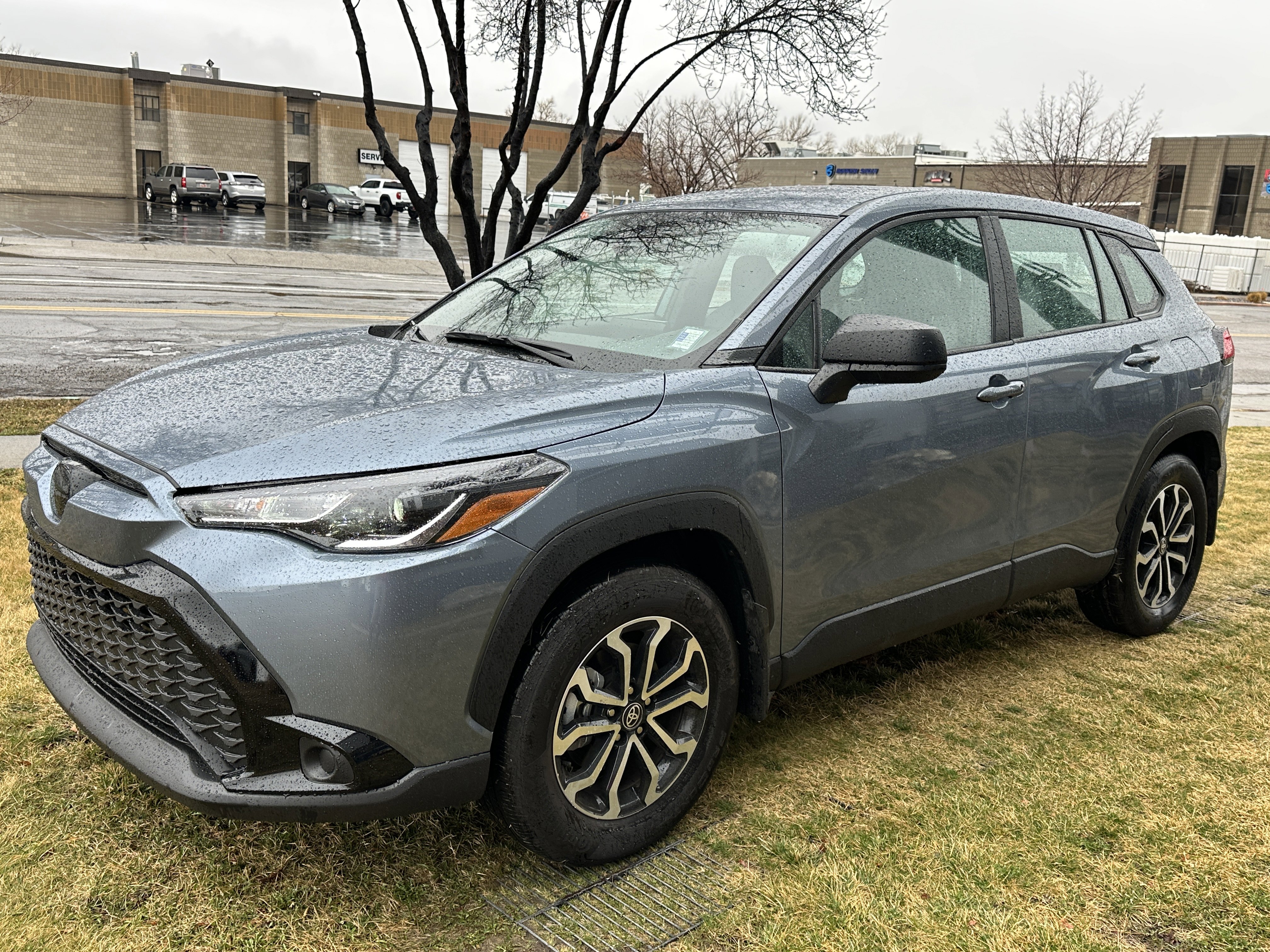 Used 2025 Toyota Corolla Cross AWD Hybrid image 11