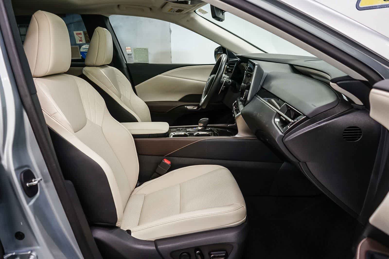 Used 2024 Lexus RX 350 FWD w/ Technology Package image 17