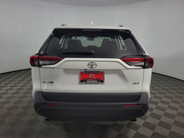 Used 2025 Toyota RAV4 XLE FWD image 6