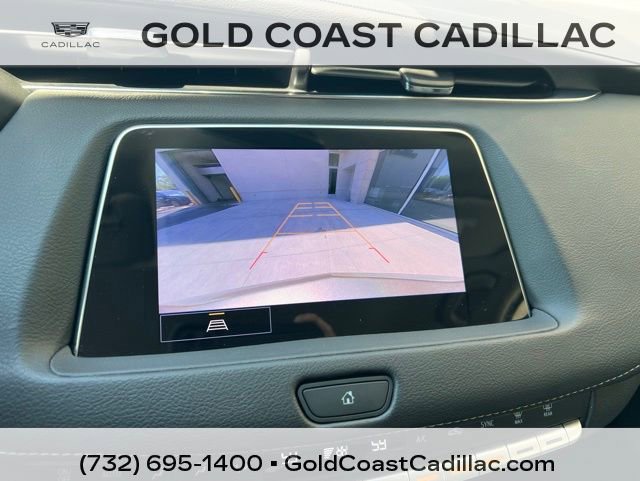 Certified 2023 Cadillac XT4 Luxury w/ Cold Weather Package FWD image 23
