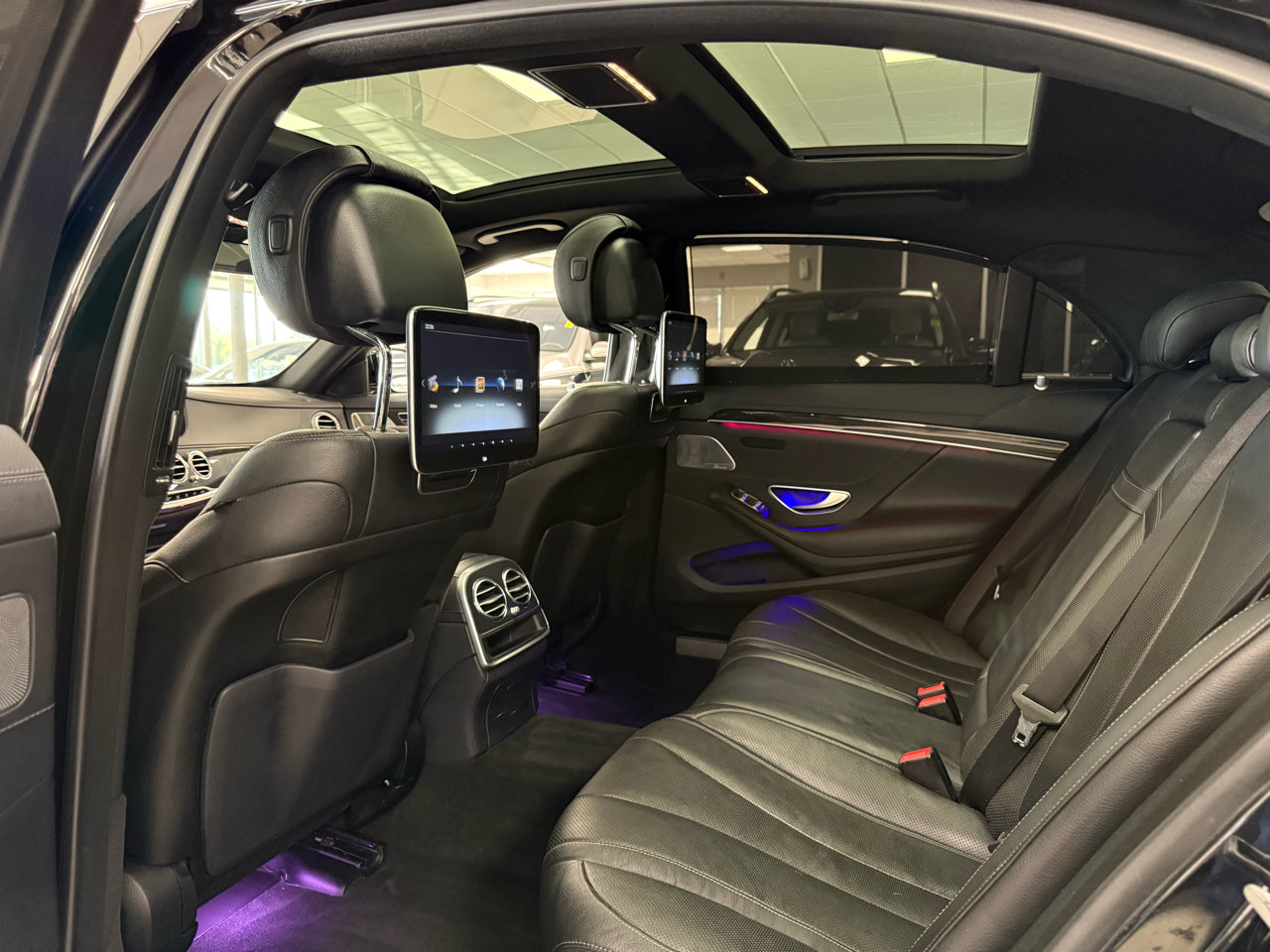 Used 2018 Mercedes-Benz S 450 Sedan image 11