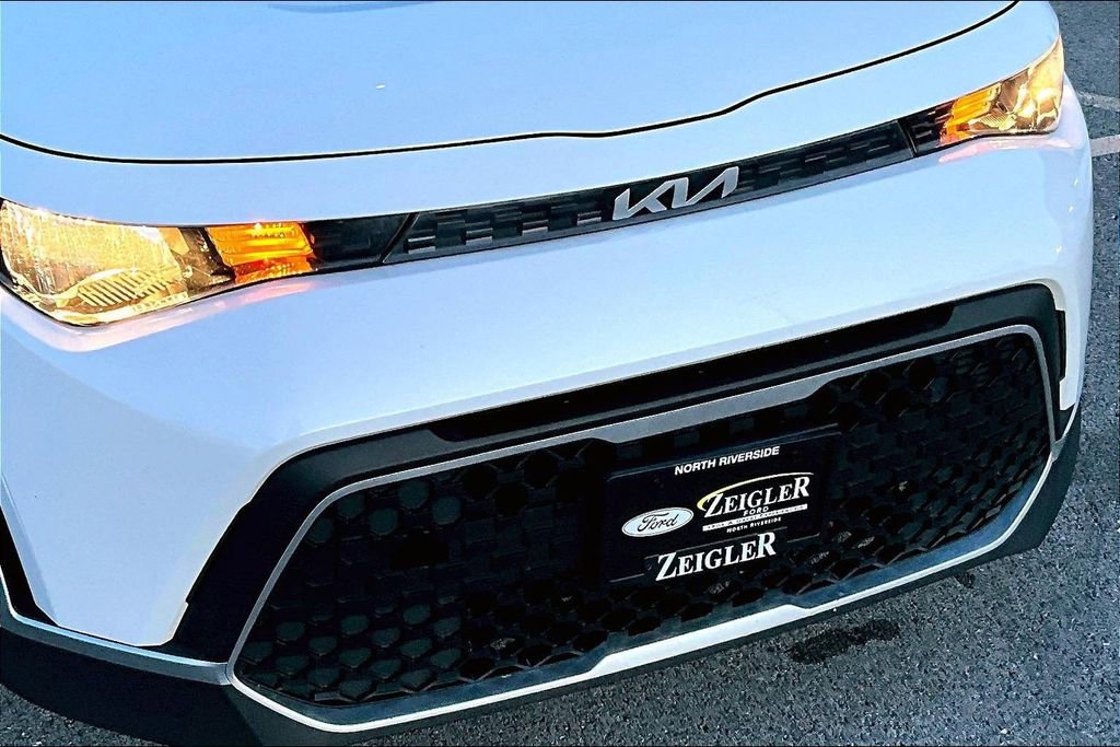 Used 2023 Kia Soul LX w/ LX Technology Package image 29