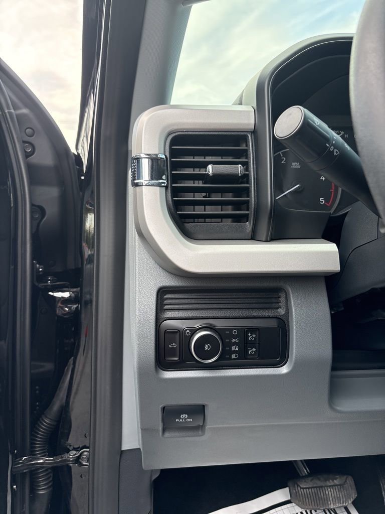 New 2026 Ford F250 XL w/ STX Appearance Package AWD/4WD image 10