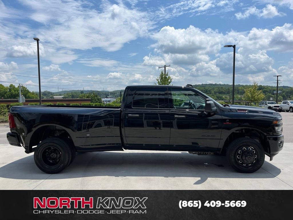 New 2026 RAM 3500 Big Horn AWD/4WD image 22