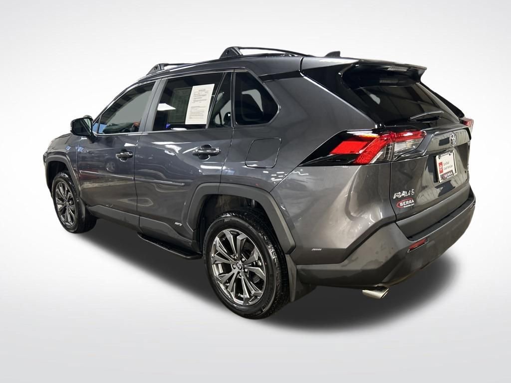 Certified 2025 Toyota RAV4 XLE Premium image 3