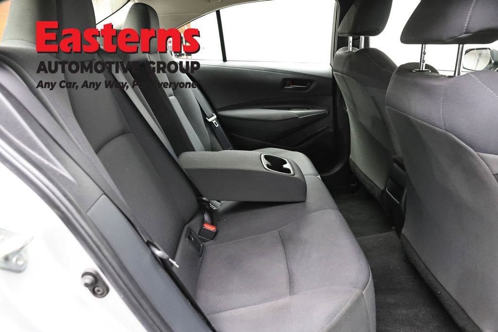 Used 2022 Toyota Corolla LE FWD image 23