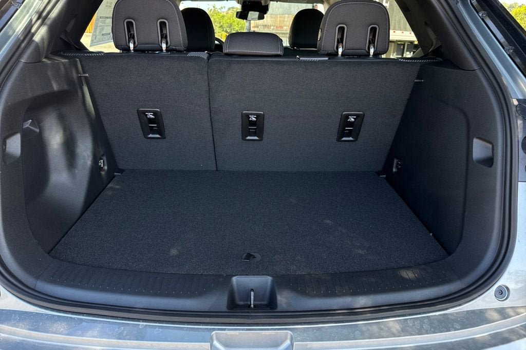 New 2027 Chevrolet Bolt LT FWD image 15
