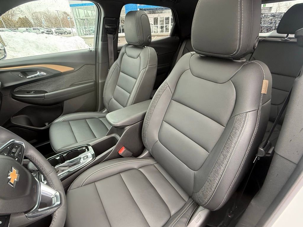 Used 2023 Chevrolet TrailBlazer ACTIV w/ Sun and Liftgate Package image 22
