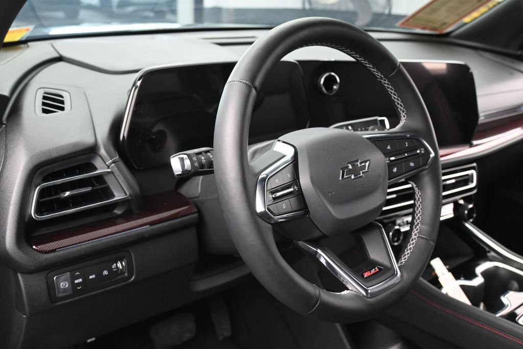 Used 2026 Chevrolet Traverse Z71 AWD/4WD image 15
