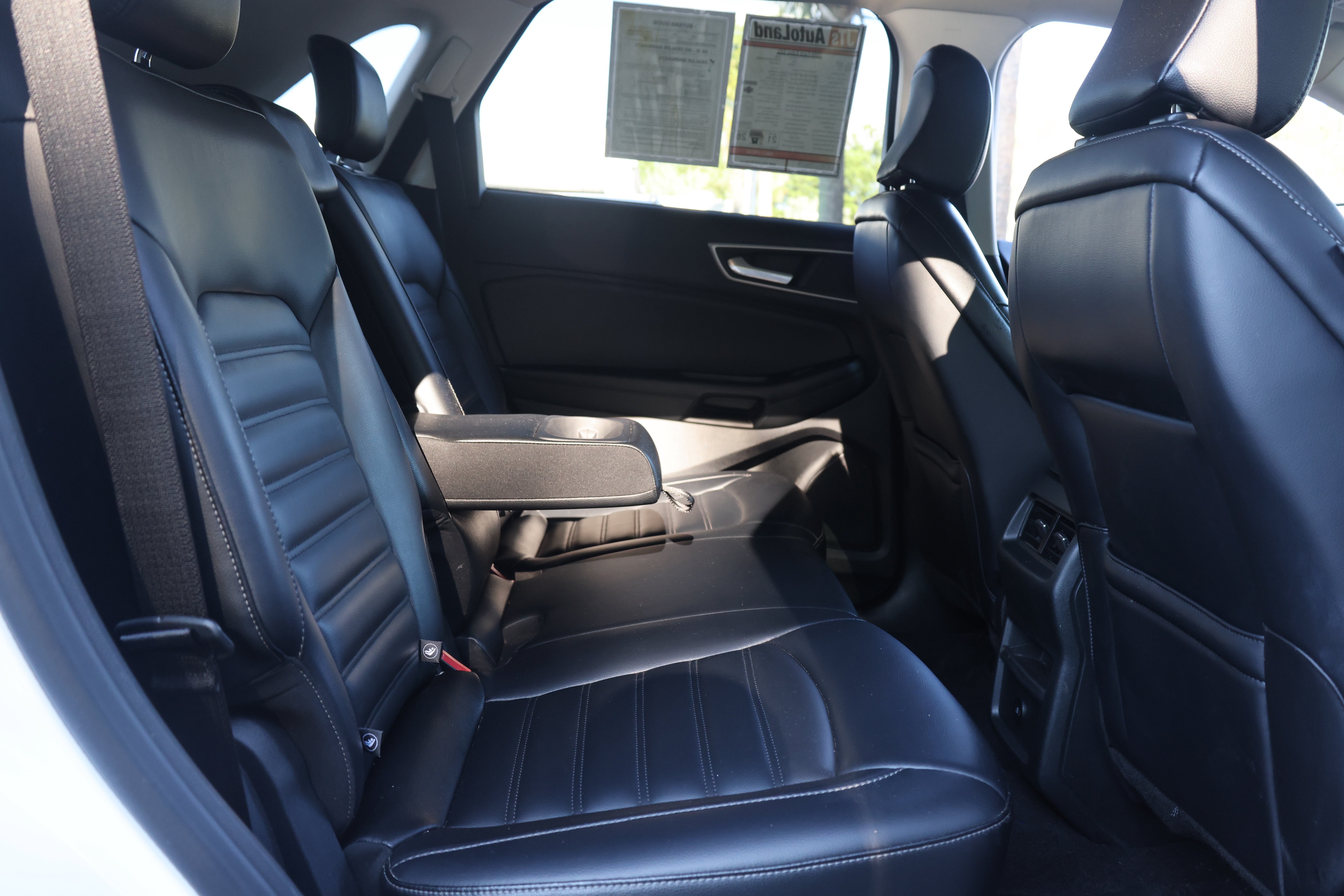 Used 2024 Ford Edge SEL AWD/4WD image 28