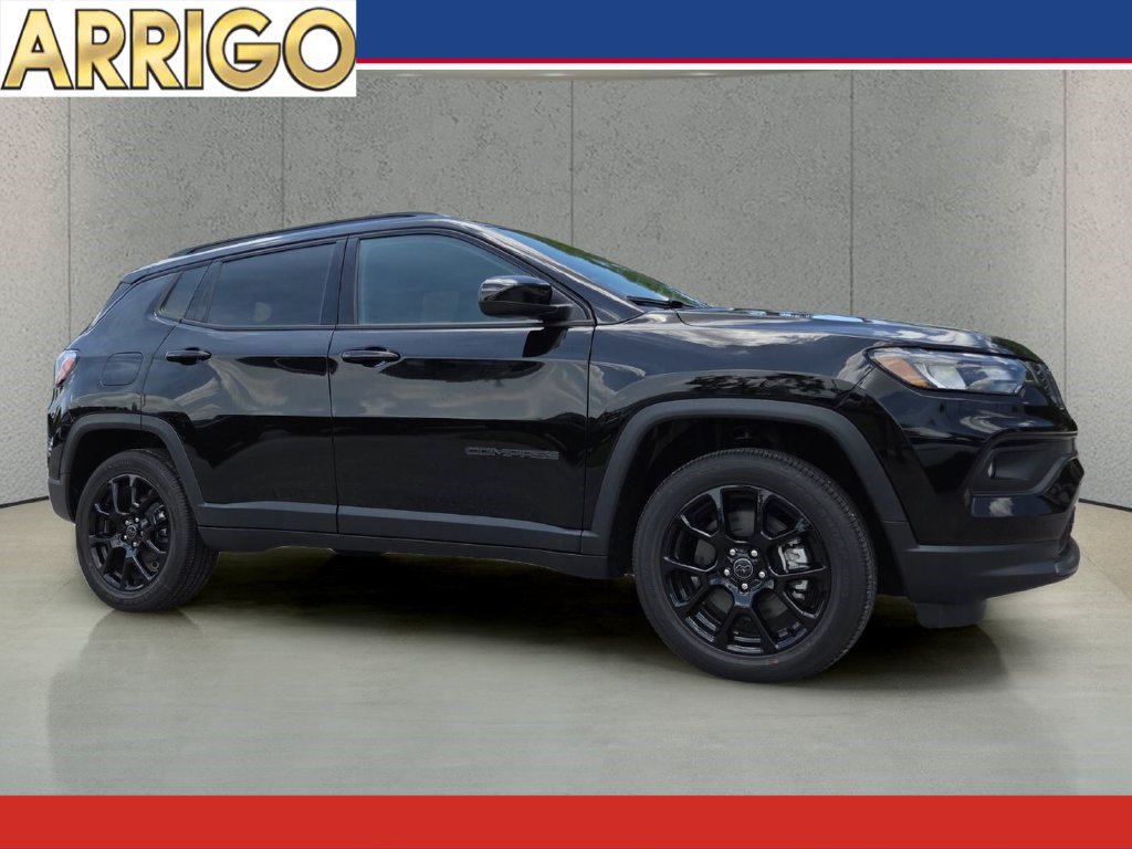 New 2026 Jeep Compass Latitude AWD/4WD image 1