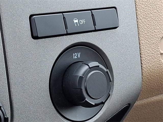 Used 2016 Ford F250 XLT w/ XLT Premium Package image 24