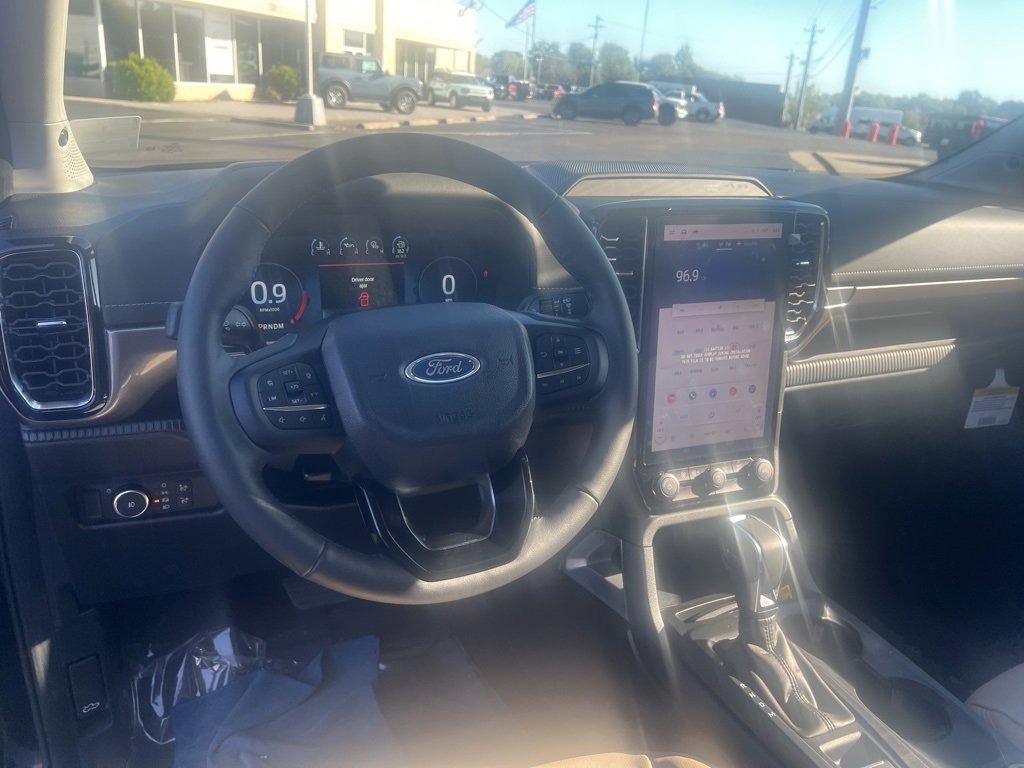 New 2025 Ford Ranger Lariat w/ Trailer Tow Package image 22