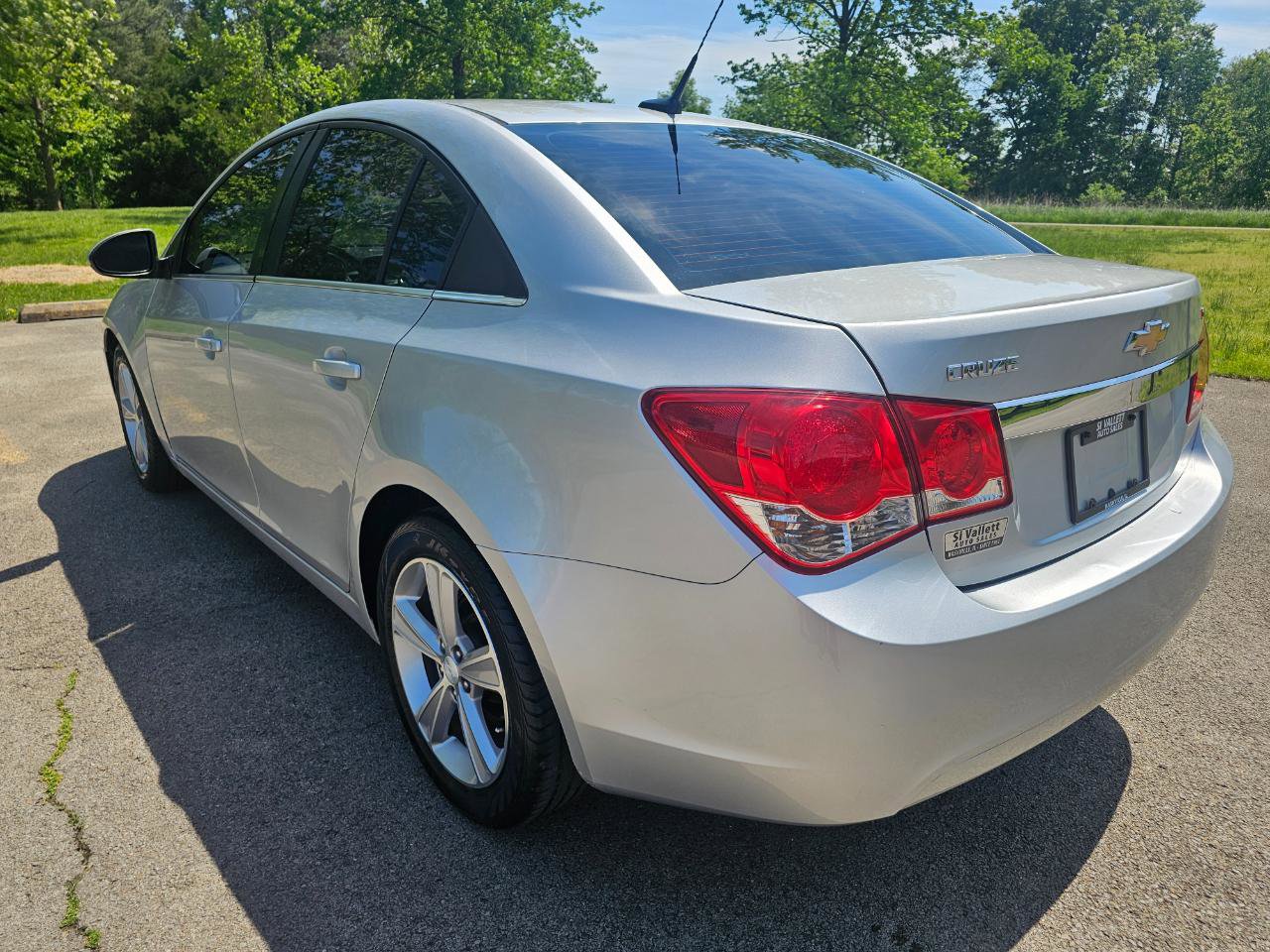 Used 2014 Chevrolet Cruze LT FWD image 8