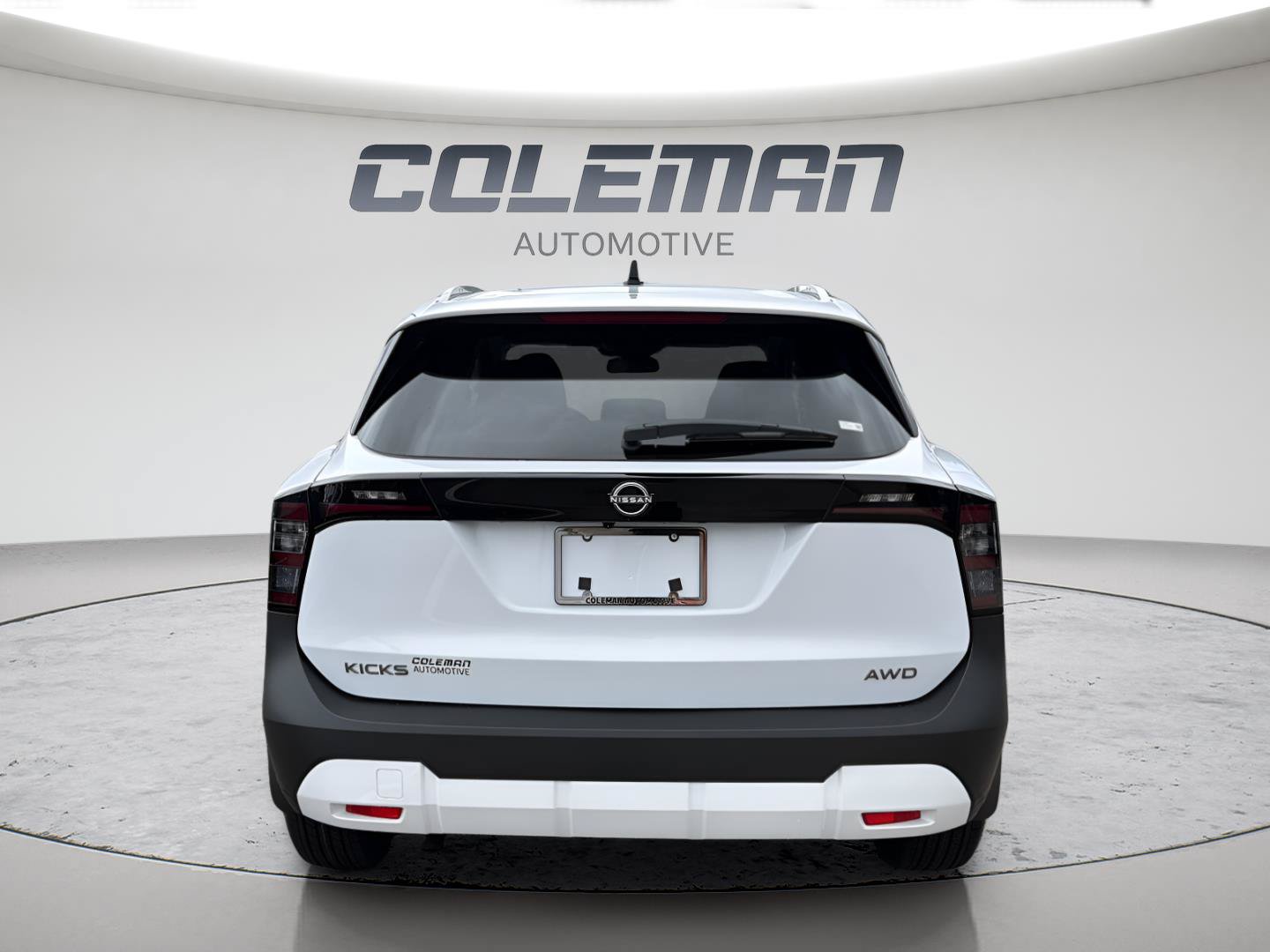 New 2027 Nissan Kicks SV AWD/4WD image 5