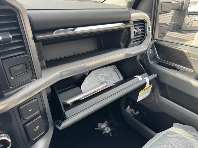 New 2025 Ford F150 Lariat w/ Equipment Group 501A Mid image 21