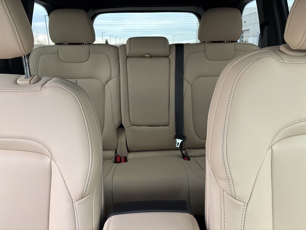 New 2026 Jeep Grand Cherokee Limited AWD/4WD image 15