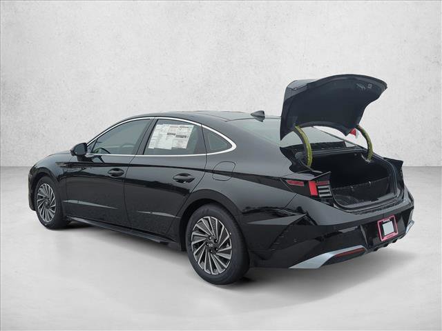 Used 2025 Hyundai Sonata Limited image 8