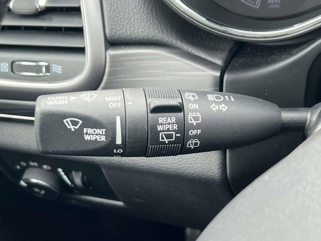 Used 2019 Jeep Grand Cherokee Limited X image 25