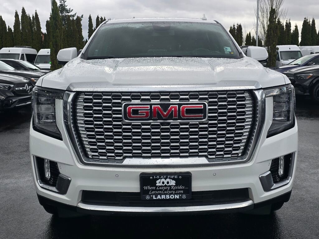 Used 2023 GMC Yukon XL Denali image 10