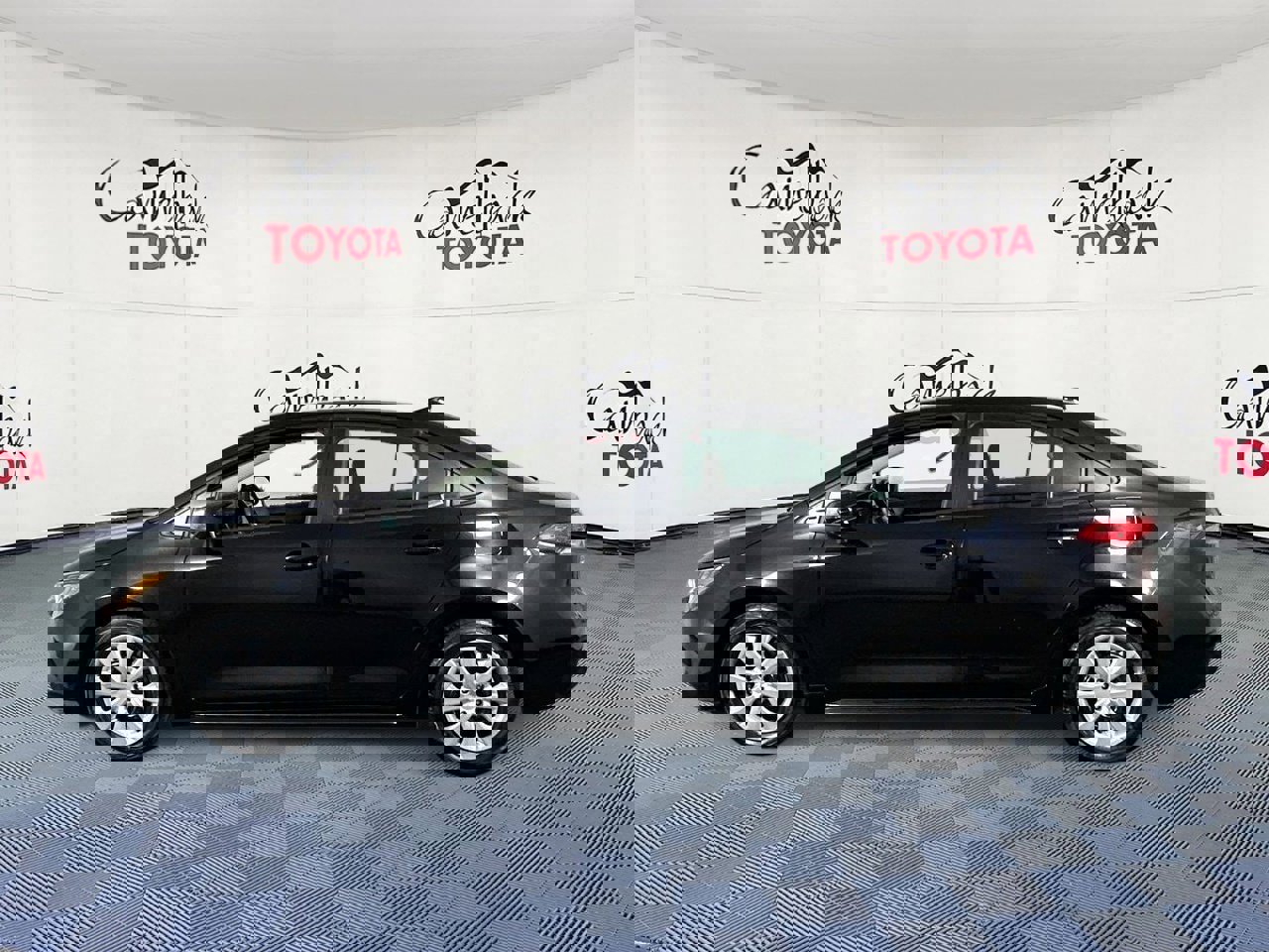 Used 2024 Toyota Corolla LE image 4