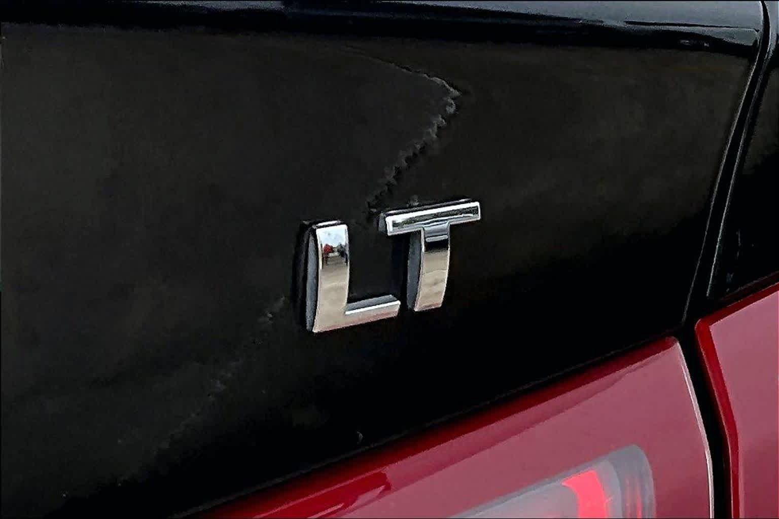 Used 2020 Chevrolet Malibu LT FWD image 10