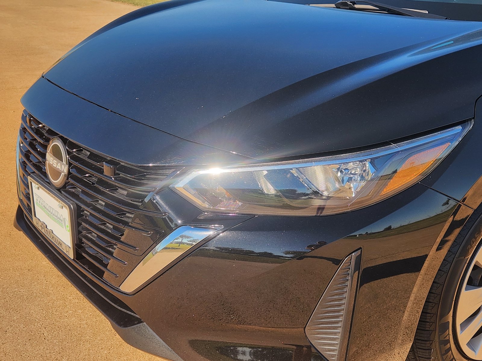 Used 2025 Nissan Sentra S FWD image 10