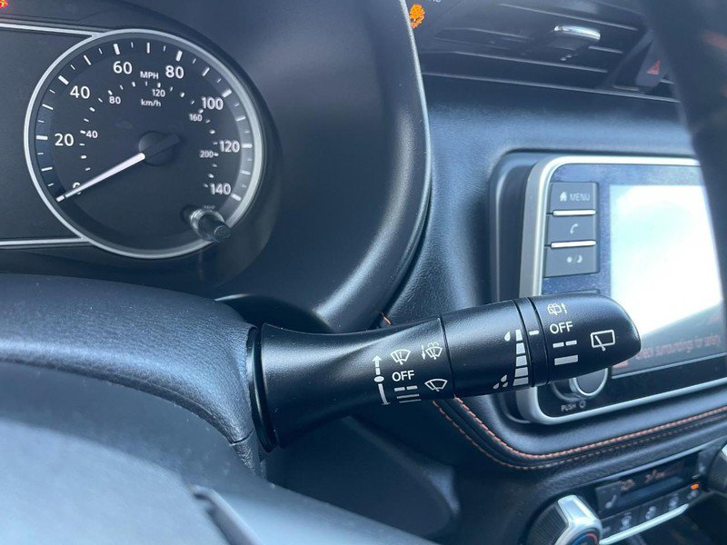Used 2019 Nissan Kicks SR w/ SR Premium Package FWD image 27