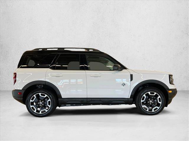 Used 2023 Ford Bronco Sport Outer Banks w/ Tech Package AWD/4WD image 4