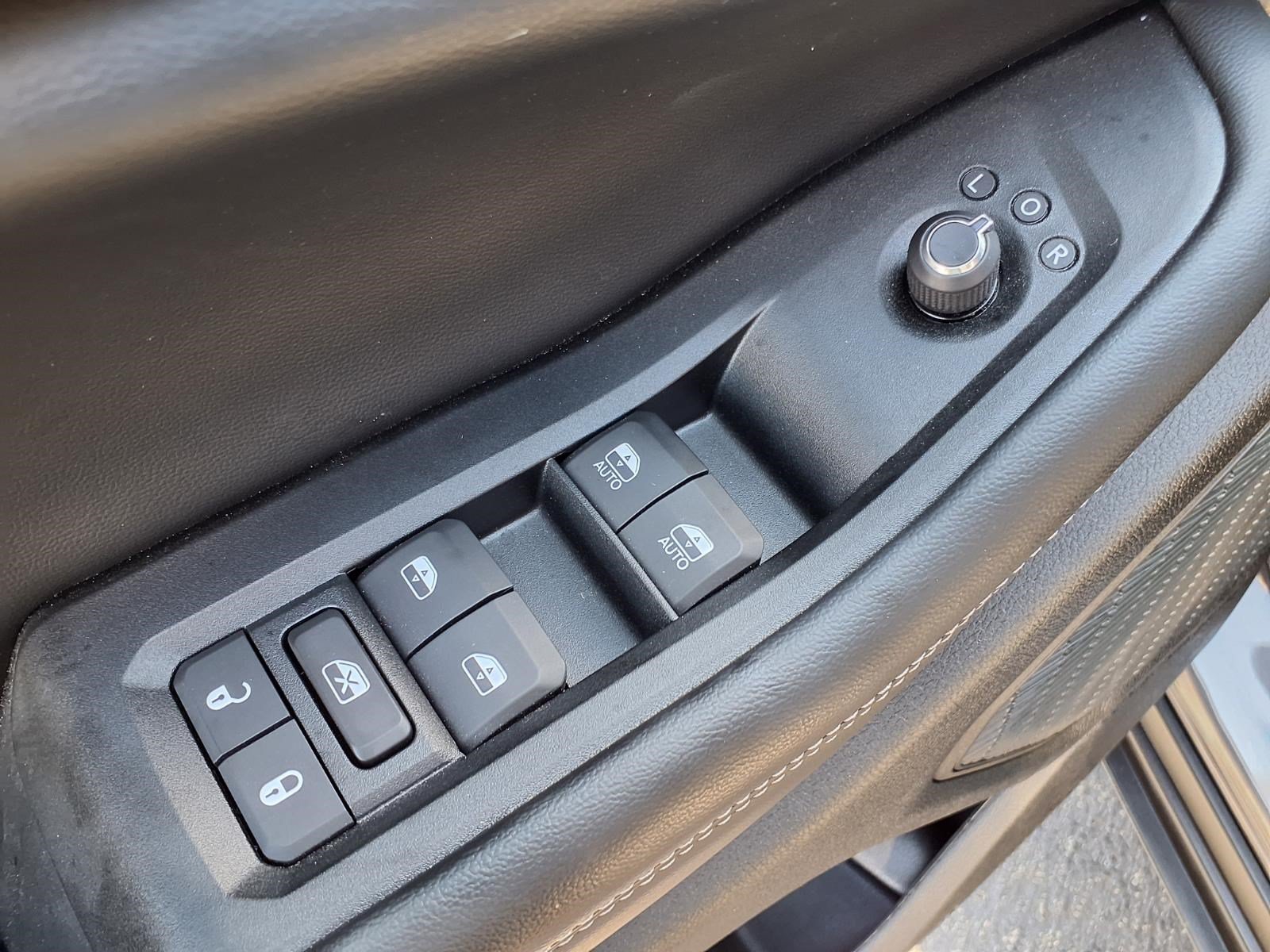 Used 2026 Jeep Grand Cherokee L 2WD image 15
