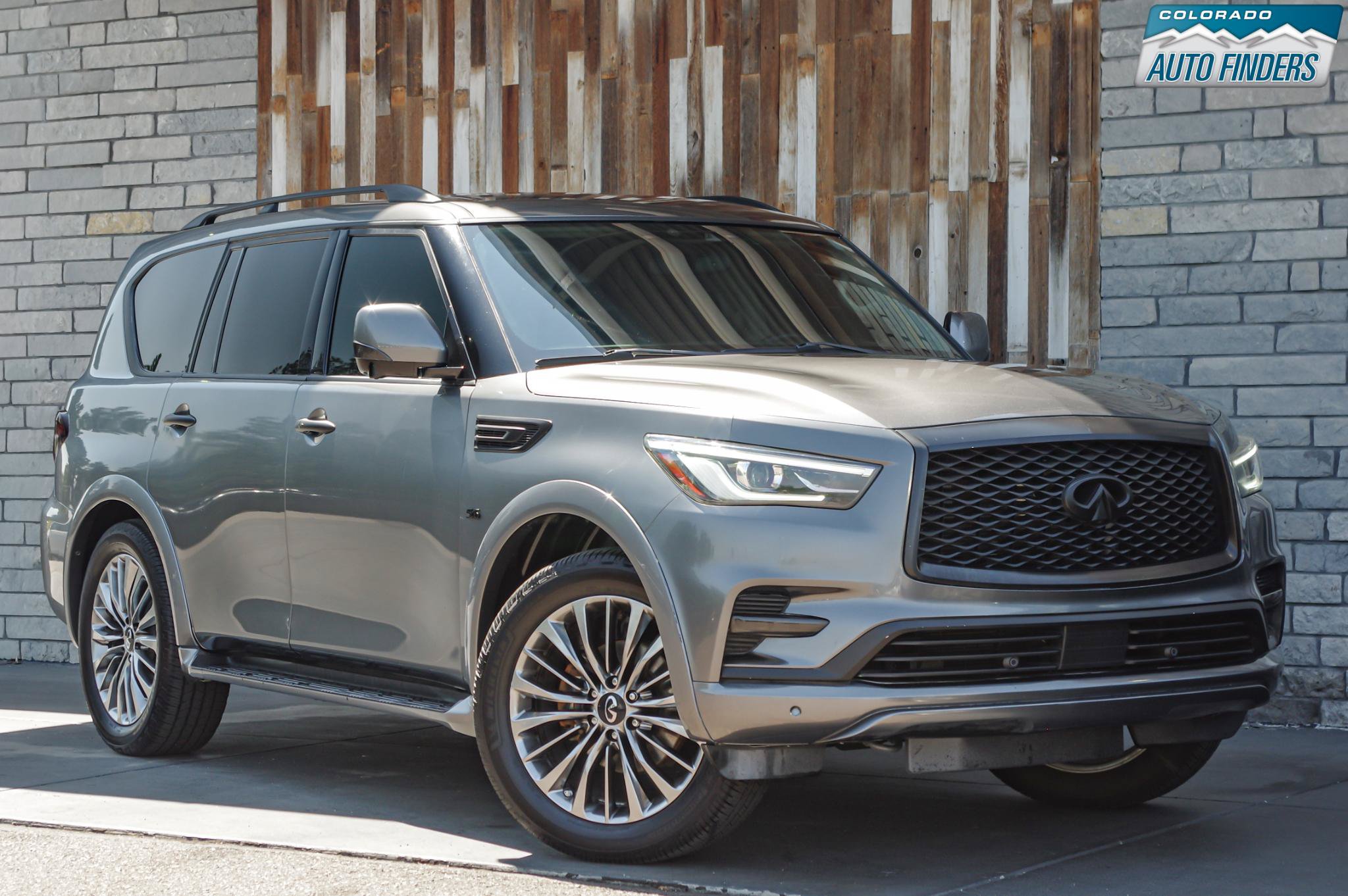 Used 2019 INFINITI QX80 Luxe w/ 22" Wheel Package AWD/4WD image 9