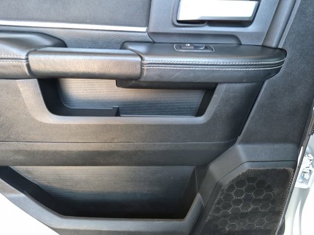 Used 2024 RAM 2500 Big Horn AWD/4WD image 40