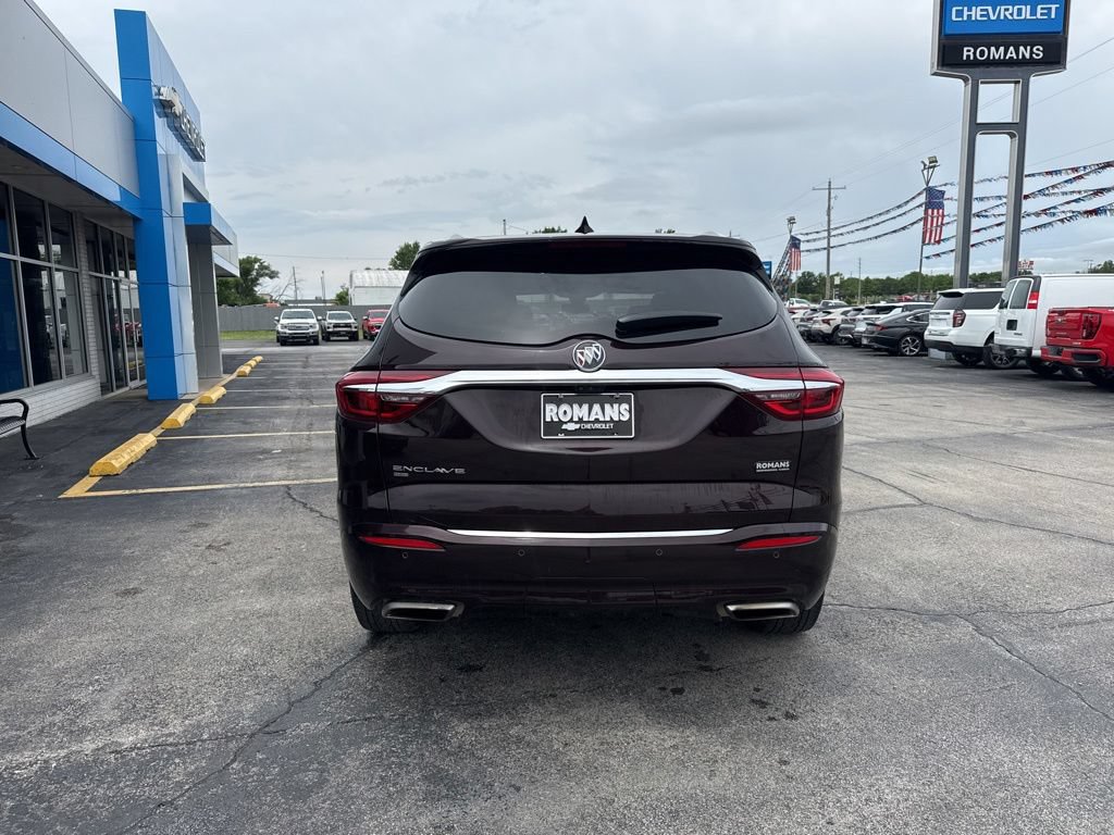 Used 2021 Buick Enclave Avenir w/ Avenir Technology Package AWD/4WD image 5