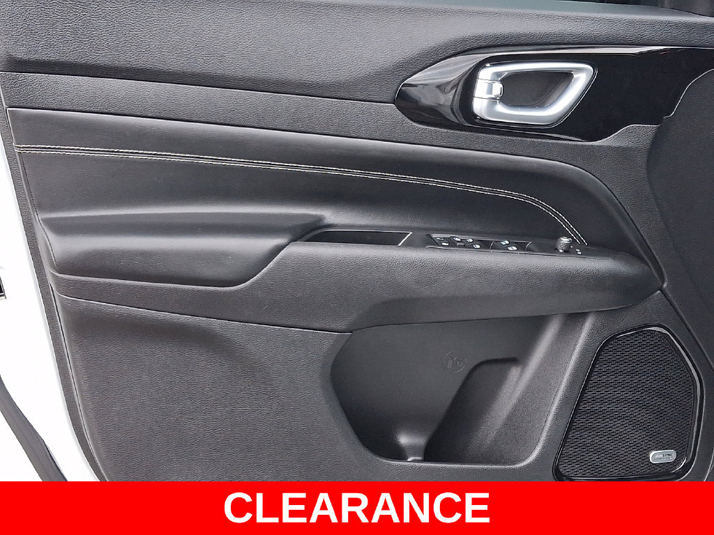 Used 2022 Jeep Compass High Altitude AWD/4WD image 12