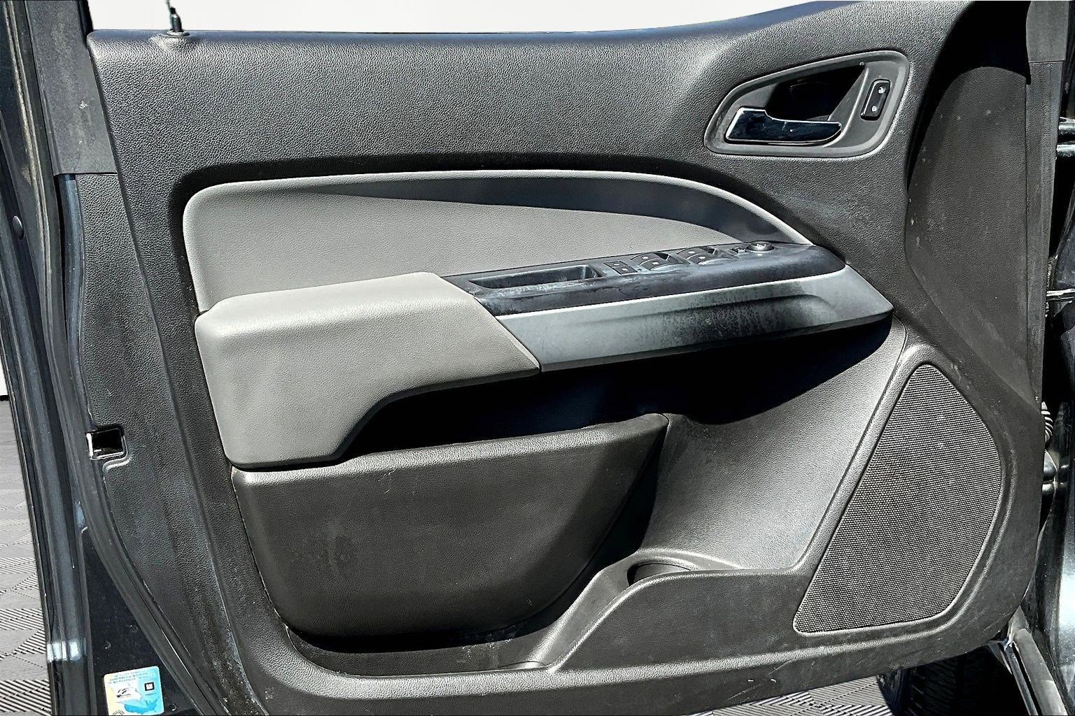 Used 2016 Chevrolet Colorado LT RWD image 21