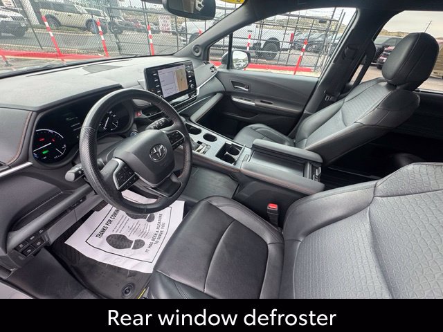 Used 2024 Toyota Sienna XSE w/ XSE Plus Package AWD/4WD image 17