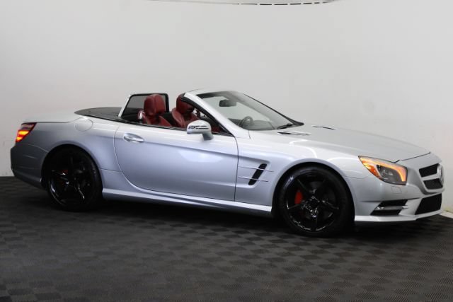 Used 2013 Mercedes-Benz SL 550 image 4