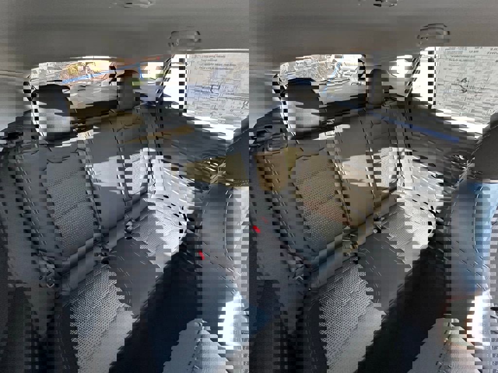 New 2026 Chevrolet Trax LT image 30