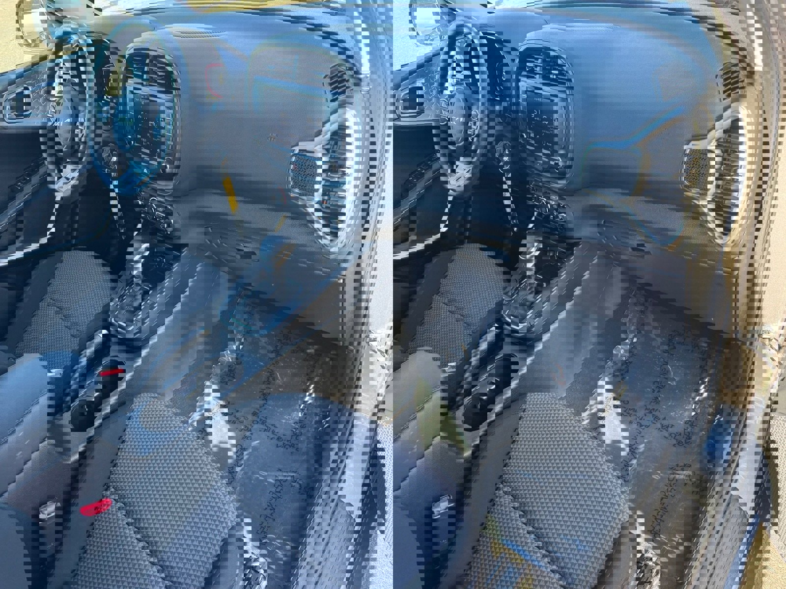 Used 2024 Kia Soul LX image 13