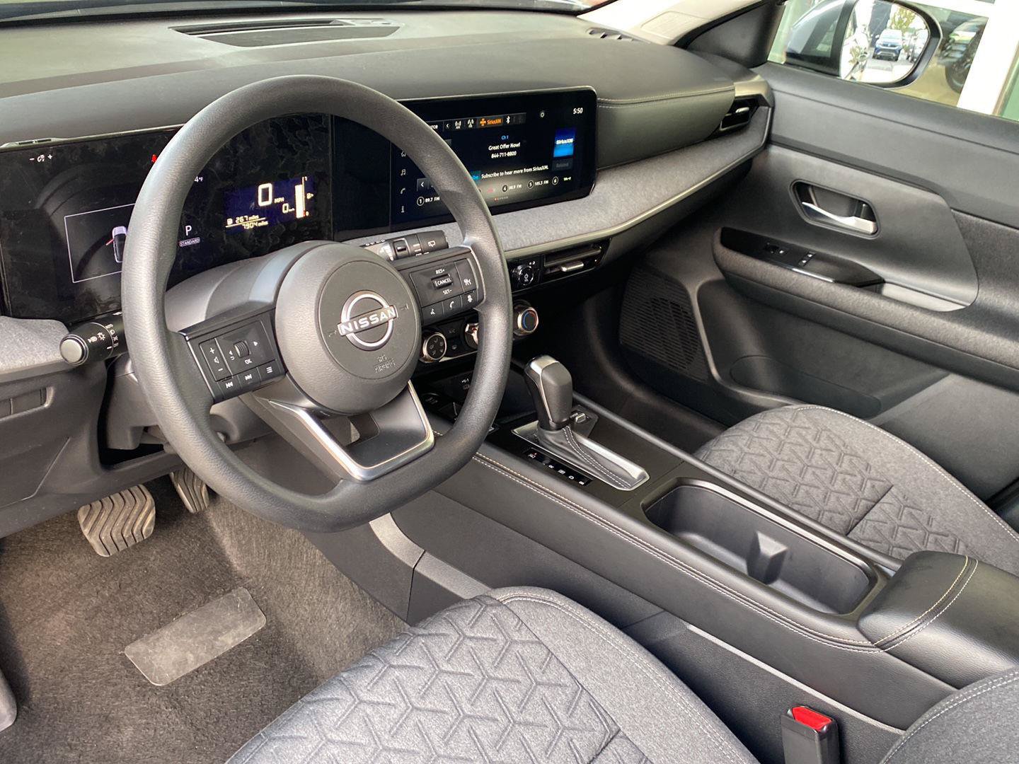 Certified 2025 Nissan Kicks SV AWD/4WD image 17