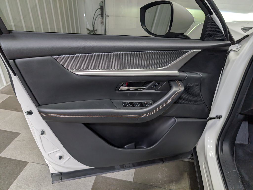 Used 2024 MAZDA CX-90 Plug-In Hybrid w/ Premium Pkg AWD/4WD image 14