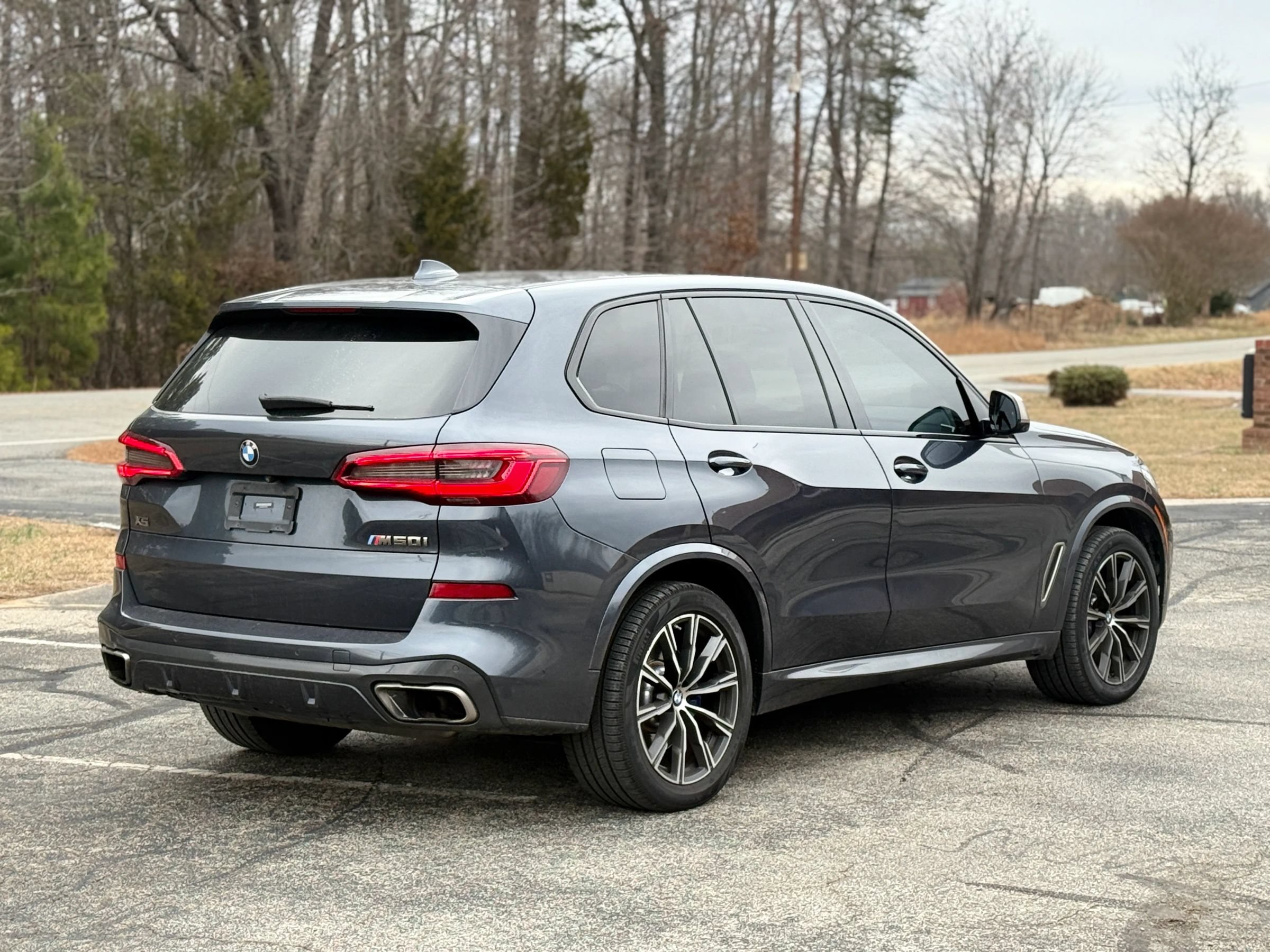 Used 2020 BMW X5 M50i w/ Executive Package AWD/4WD image 5
