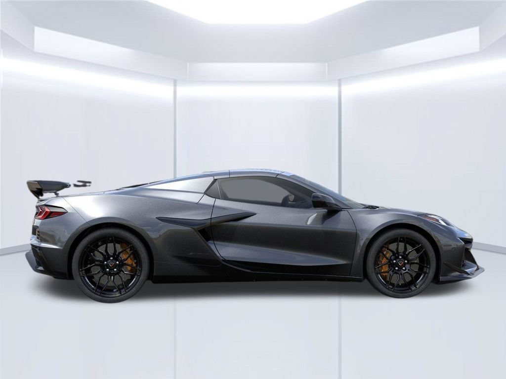 New 2027 Chevrolet Corvette Z06 w/ Z07 Performance Package RWD image 7