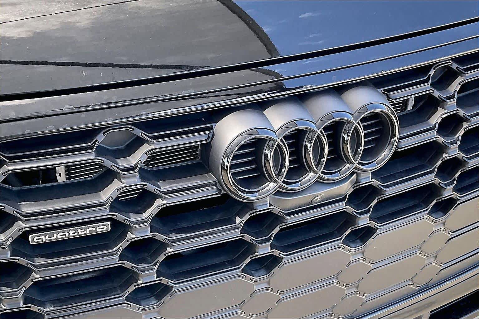 Used 2025 Audi Q5 e Premium Plus w/ Premium Plus Package AWD/4WD image 28