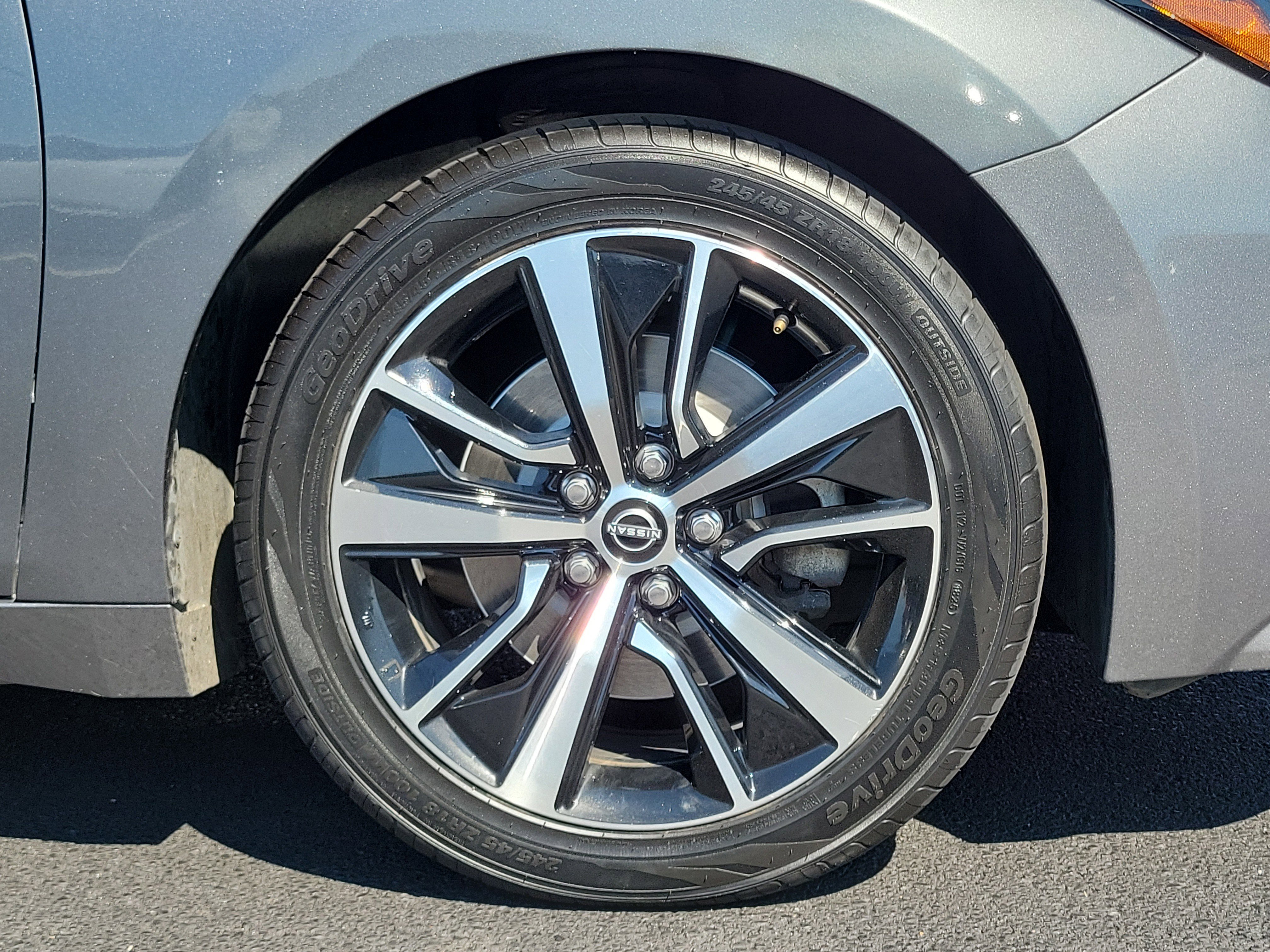 Certified 2023 Nissan Maxima SV w/ Floor Mat Group image 5