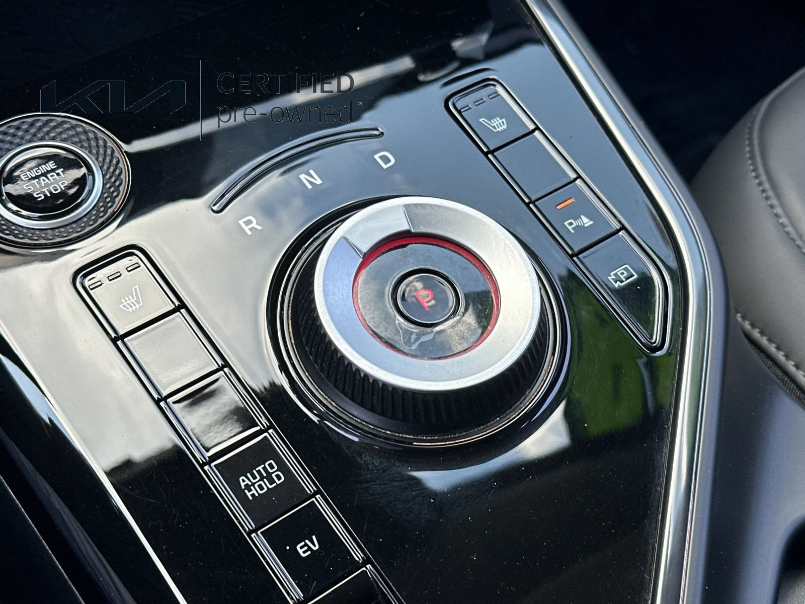 Certified 2024 Kia Niro EX FWD image 23