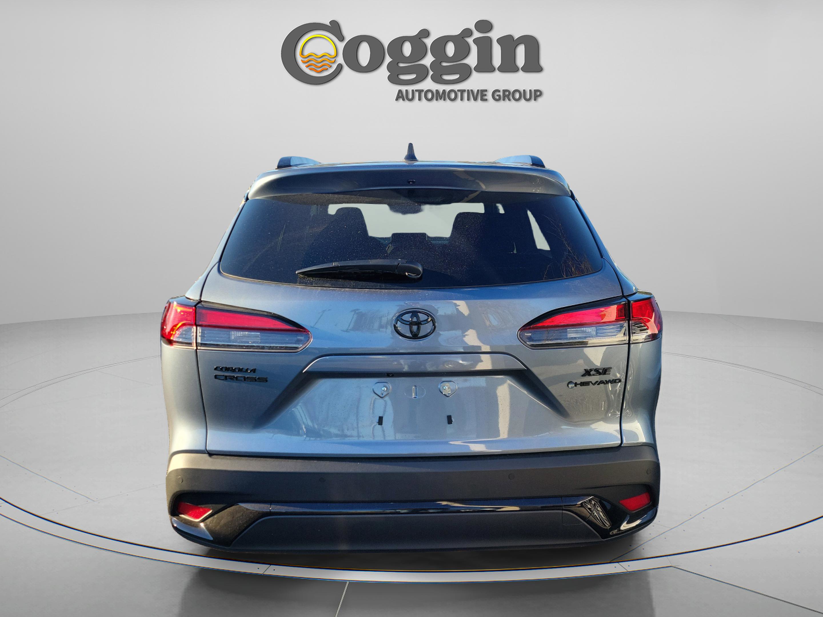 Used 2026 Toyota Corolla Cross XSE image 3